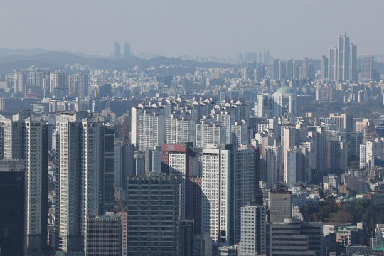 11월 12일 서울 시내 아파트 모습. <연합뉴스>